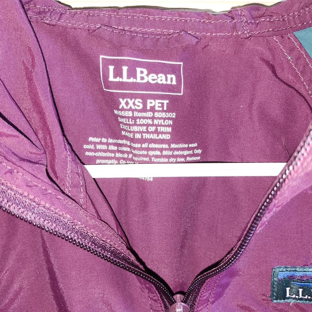 L.L. Bean Colorblock Windbreaker - Picture 3 of 4